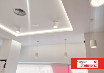 FOSEADO-DE-PLADUR-EN-BANCO-EN-SEVILLA-2