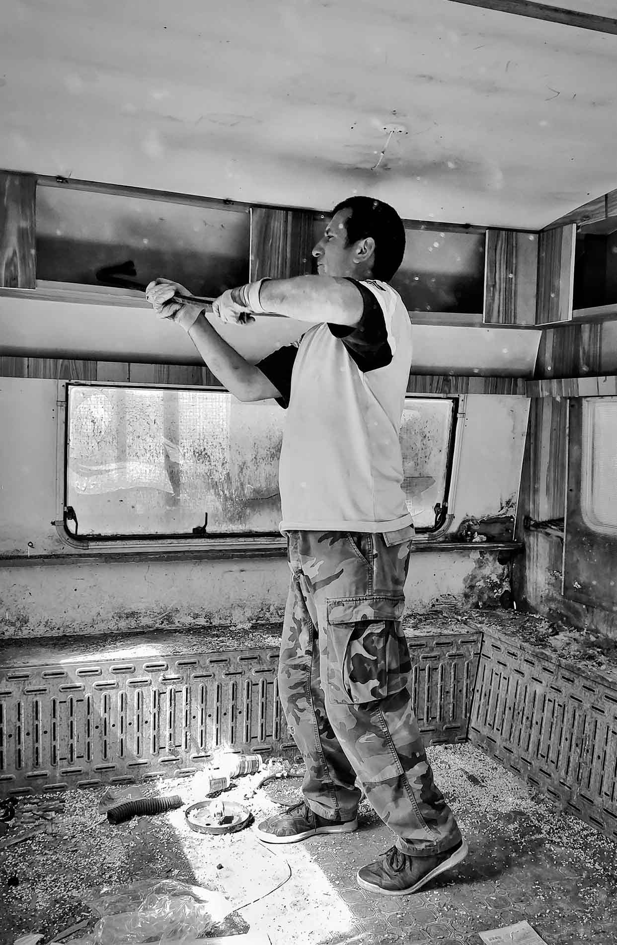 trabajador de teimo empresa de pladur a sus inicios